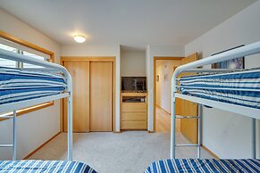 Sunriver Getaway w/ Sharc Waterpark Passes!