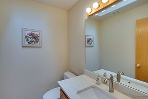 Sunriver Getaway w/ Sharc Waterpark Passes!