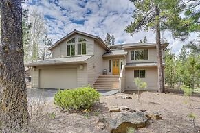 Sunriver Getaway w/ Sharc Waterpark Passes!