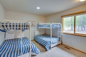 Sunriver Getaway w/ Sharc Waterpark Passes!