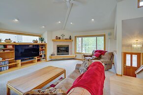 Sunriver Getaway w/ Sharc Waterpark Passes!