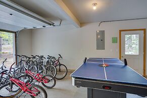 Sunriver Getaway w/ Sharc Waterpark Passes!