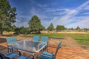 Updated Farmhouse w/ Deck on Central Oregon Canal!