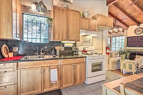 1 Mi to Lake Gregory: Boho Crestline Cabin