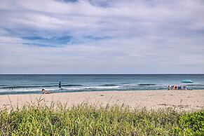 Cozy West Palm Beach Condo: 1 Block to Shore!