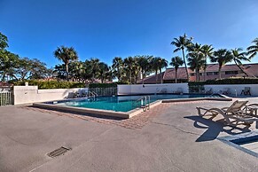 1 Mi to PGA Golf: Retreat w/ Pool in Palm Beach