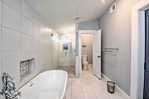 Modern Atlanta Getaway ~ 3 Miles to Downtown!
