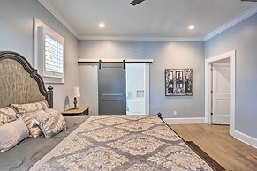 Modern Atlanta Getaway ~ 3 Miles to Downtown!