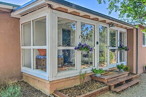Chic Bungalow: Yard & Fire Pit ~ 2 Mi to Downtown