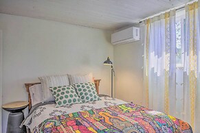 Chic Bungalow: Yard & Fire Pit ~ 2 Mi to Downtown
