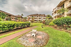 Oceanfront Kailua-kona Townhome w/ Pool & Views!
