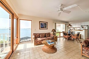 Oceanfront Kailua-kona Townhome w/ Pool & Views!