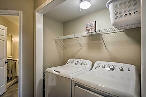 Branson Condo w/ Pool Access, Walk to Fishing