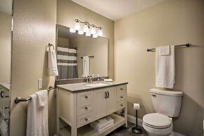 Branson Condo w/ Pool Access, Walk to Fishing