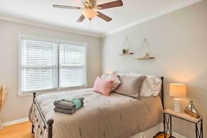 Modern 'southern Comforts' Home Near Charleston
