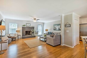 Modern 'southern Comforts' Home Near Charleston