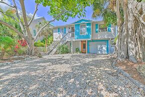 Canal-front Gem w/ Pool & Hot Tub in Anna Maria
