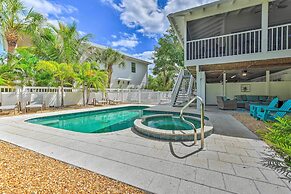 Canal-front Gem w/ Pool & Hot Tub in Anna Maria