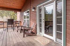 Stunning Ruidoso Cabin w/ Private Hot Tub!