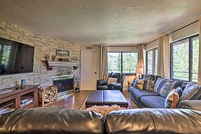 Slopeside Condo With Hot Tub + Game Room Access!