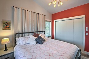 Missoula Getaway w/ Balcony, 2 Mi to Downtown!