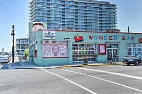 Central & Contemporary NJ Condo: Steps to Shore!