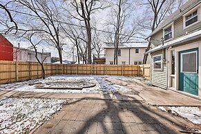 Newly Renovated Home Close to Dtwn Lawrence!