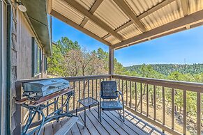 Scenic Hideaway w/ Deck & Grill ~ 6 Mi to Ruidoso!