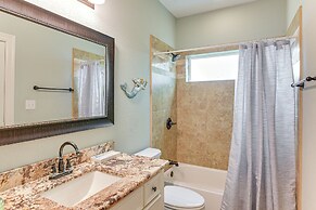 Steps to Surfside Beach: Large Group Gulf Retreat