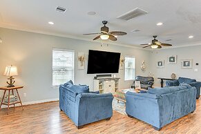 Steps to Surfside Beach: Large Group Gulf Retreat