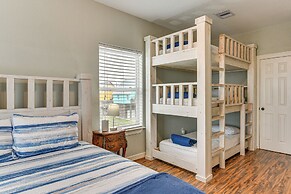 Steps to Surfside Beach: Large Group Gulf Retreat