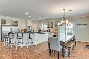 Steps to Surfside Beach: Large Group Gulf Retreat