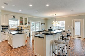 Steps to Surfside Beach: Large Group Gulf Retreat