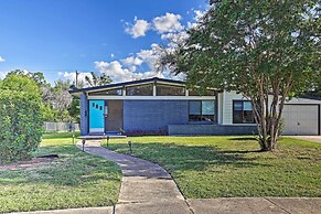 Bright & Modern Texas Getaway - 7 Mi to The Alamo!