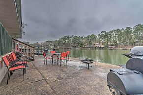 Lake Hamilton Couple's Retreat: Boat Dock + Ramp!