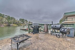 Lake Hamilton Couple's Retreat: Boat Dock + Ramp!