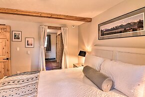 Buena Vista Getaway ~ 1/2 Mi to Downtown!