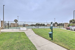 Port Aransas Condo: Community Perks, Walk to Beach