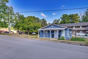 Idyllic Fayetteville Home - Walk to UA Campus!