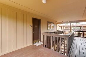 Walk to Beach: Hilton Head Condo w/ Balcony