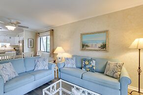 Walk to Beach: Hilton Head Condo w/ Balcony