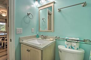 Walk to Beach: Hilton Head Condo w/ Balcony