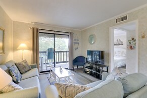 Walk to Beach: Hilton Head Condo w/ Balcony