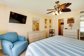 7 Mi to Disney World: Condo w/ Pool in Laguna Bay