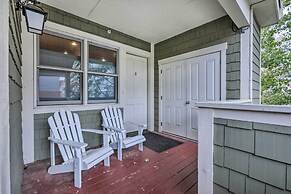 Cozy Central Glenwood Springs Condo w/ 2 Decks!