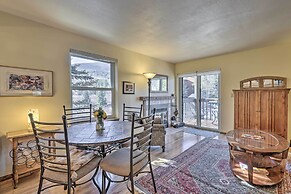 Warm & Welcoming Mtn-view Condo ~ 8 Mi to Ski