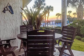 St Augustine Beach Condo w/ Patio & Pool Access!