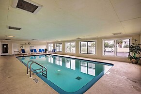 St Augustine Beach Condo w/ Patio & Pool Access!