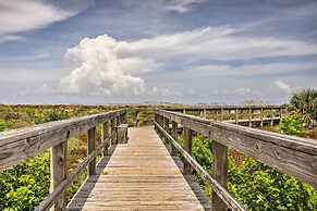 St Augustine Beach Condo w/ Patio & Pool Access!
