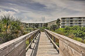 St Augustine Beach Condo w/ Patio & Pool Access!